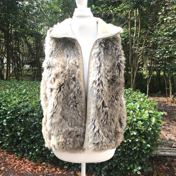 Weatherproof garment co. Reversible faux fur vest - Picture 1 of 4